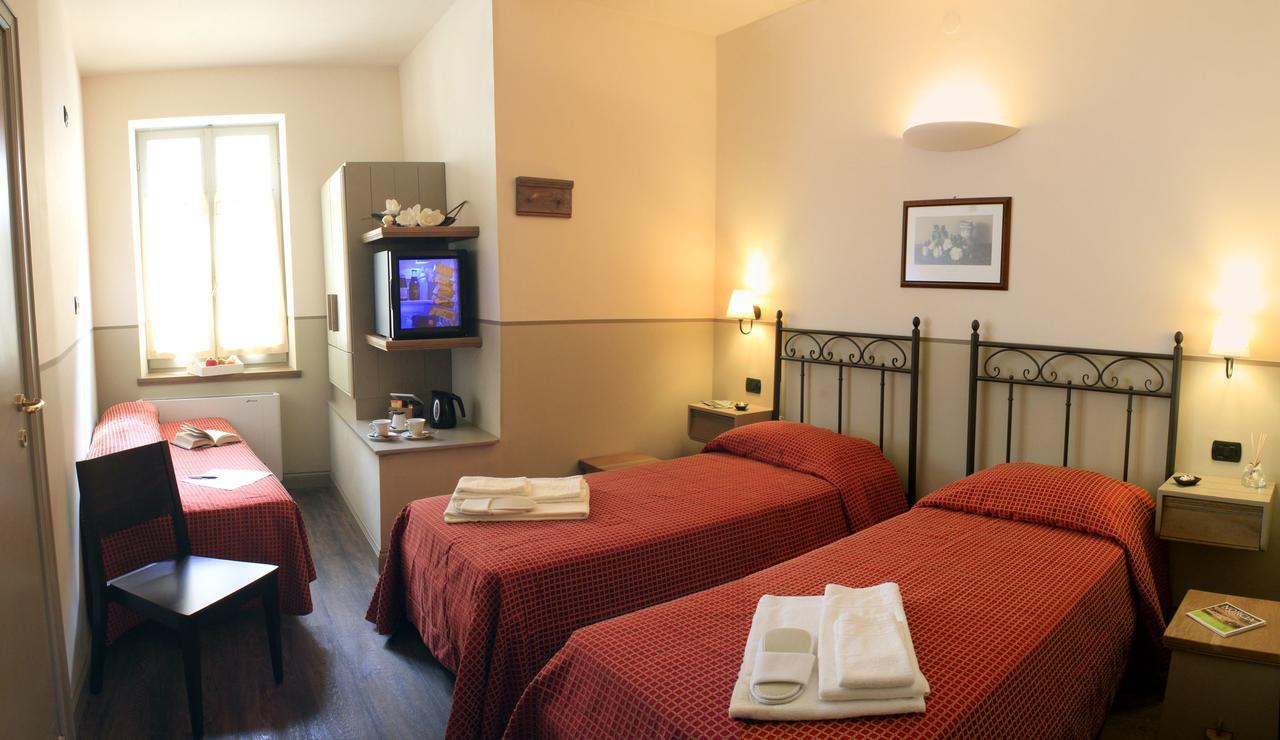 Albergo Benito 诺尔恰 外观 照片