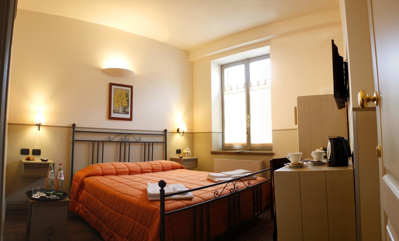 Albergo Benito 诺尔恰 外观 照片