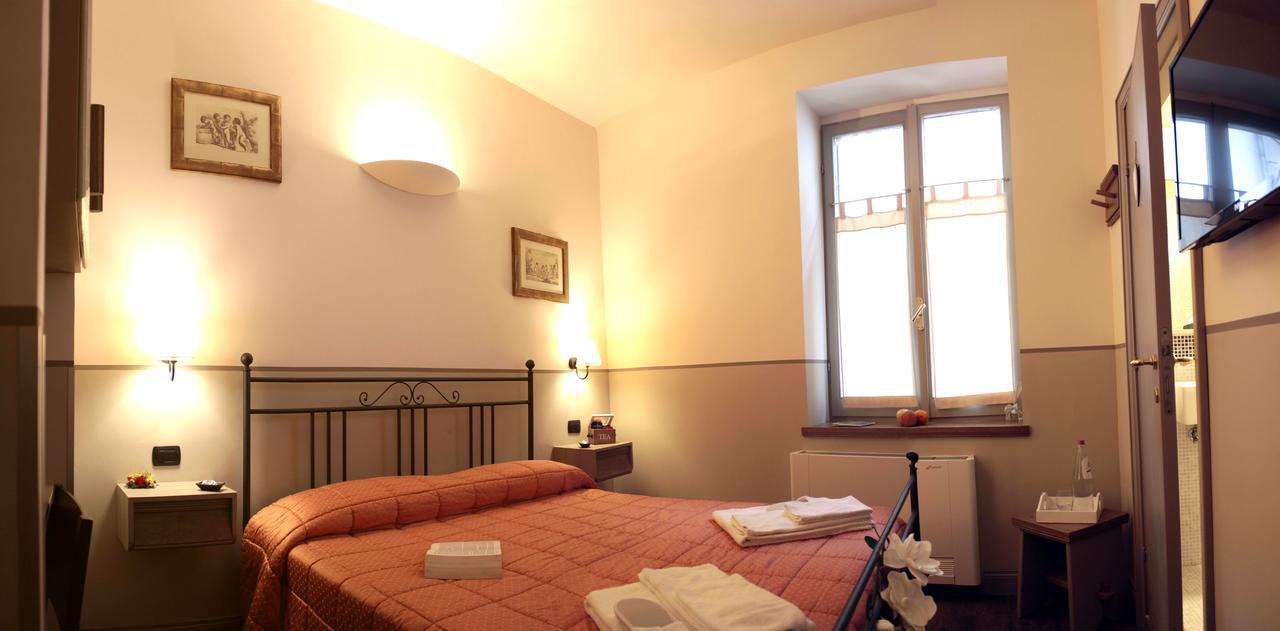 Albergo Benito 诺尔恰 外观 照片